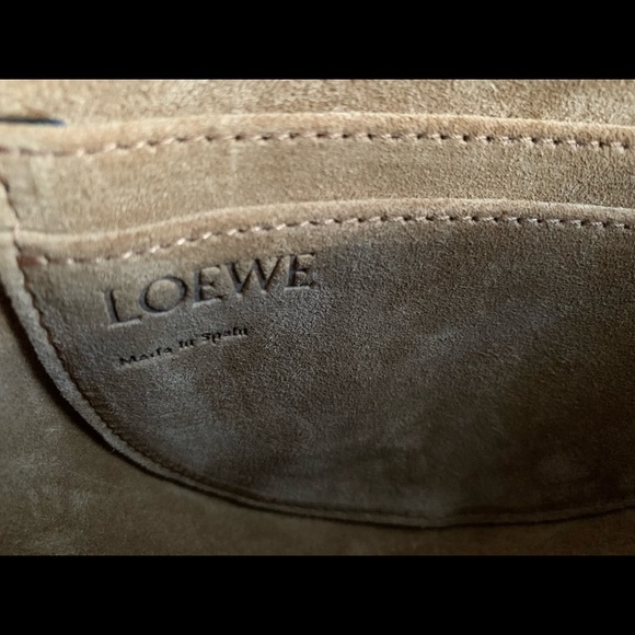 RARE Loewe Mini Gate Bag - Picture 3 of 8